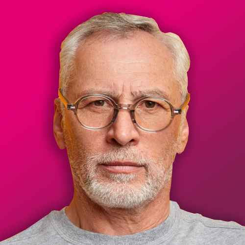 Frank – The Tech-Averse Customer